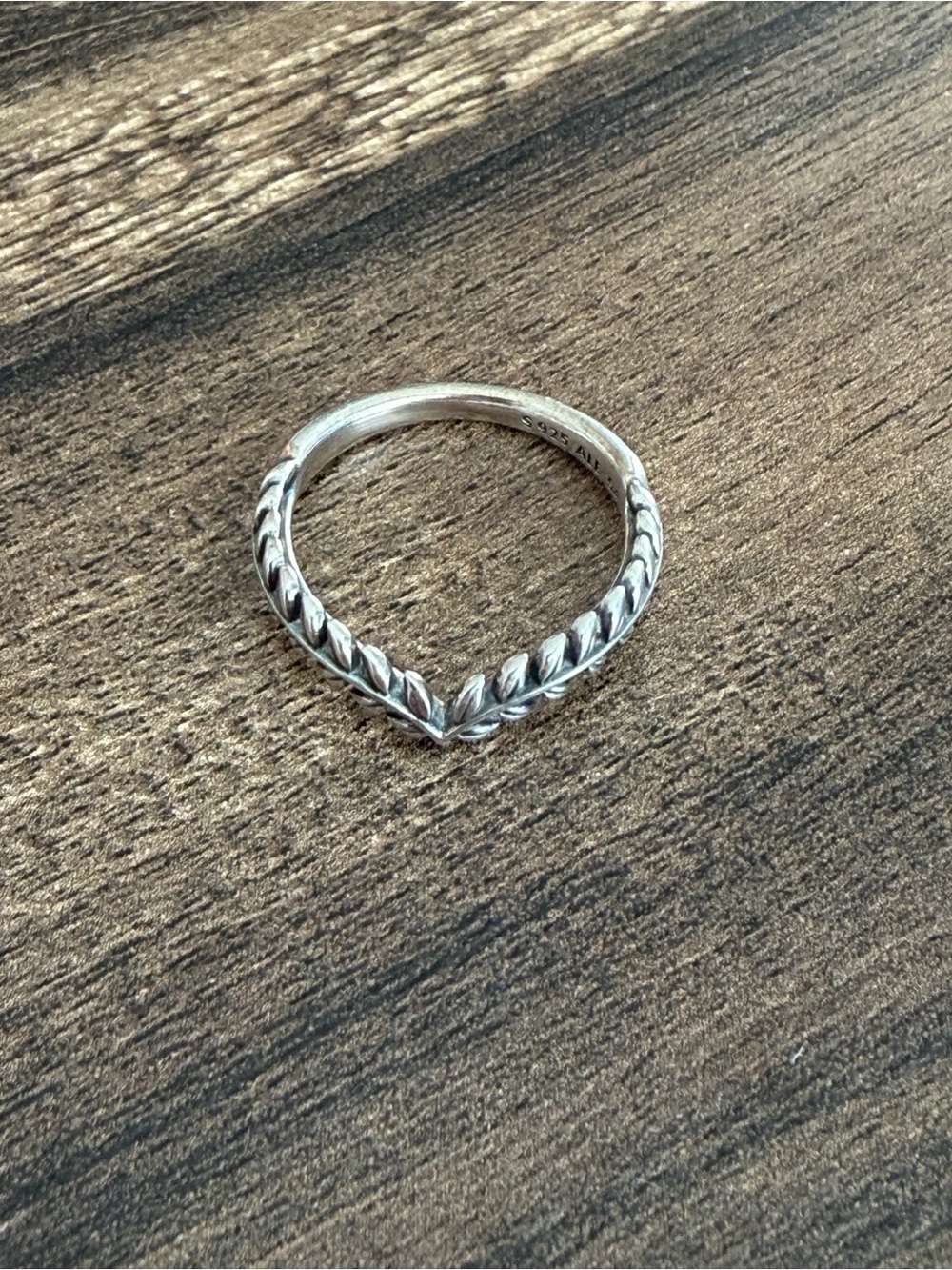 James Avery V-Shape Leaf Band Ring - Silver